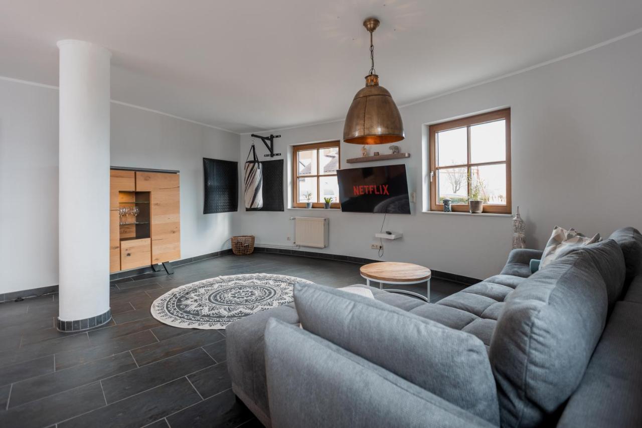 Erholung In Der Natur In Moselnaehe, King Size Bett, Netflix, Waschmaschine, Trockner Bengel Exterior photo