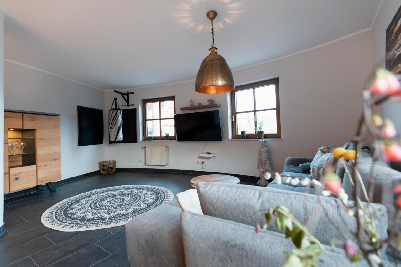 Erholung In Der Natur In Moselnaehe, King Size Bett, Netflix, Waschmaschine, Trockner Bengel Exterior photo